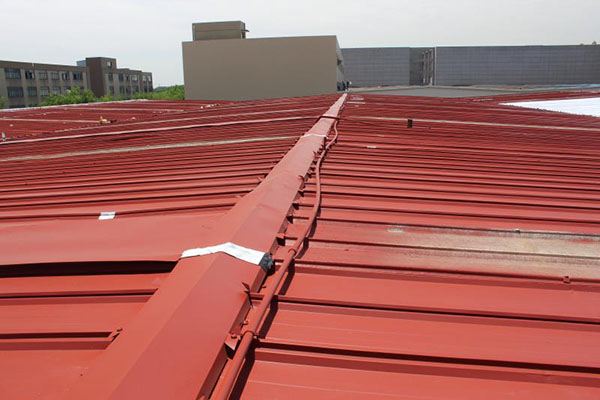 无锡彩钢瓦隔热除锈翻新价格及工艺流程 无锡彩钢瓦隔热除锈翻新价格及工艺流程